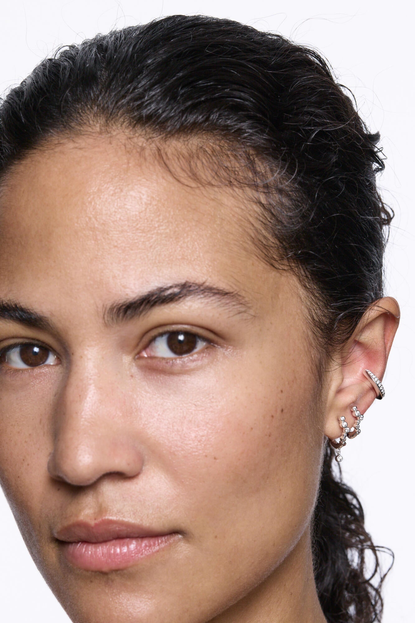 Curvo Pave earcuff – sølv